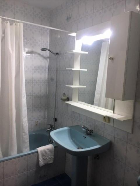 רונדה Apartamentos Acevedo Centro I מראה חיצוני תמונה